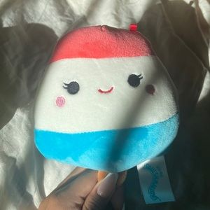 Lelia the Popsicle Squishmallow